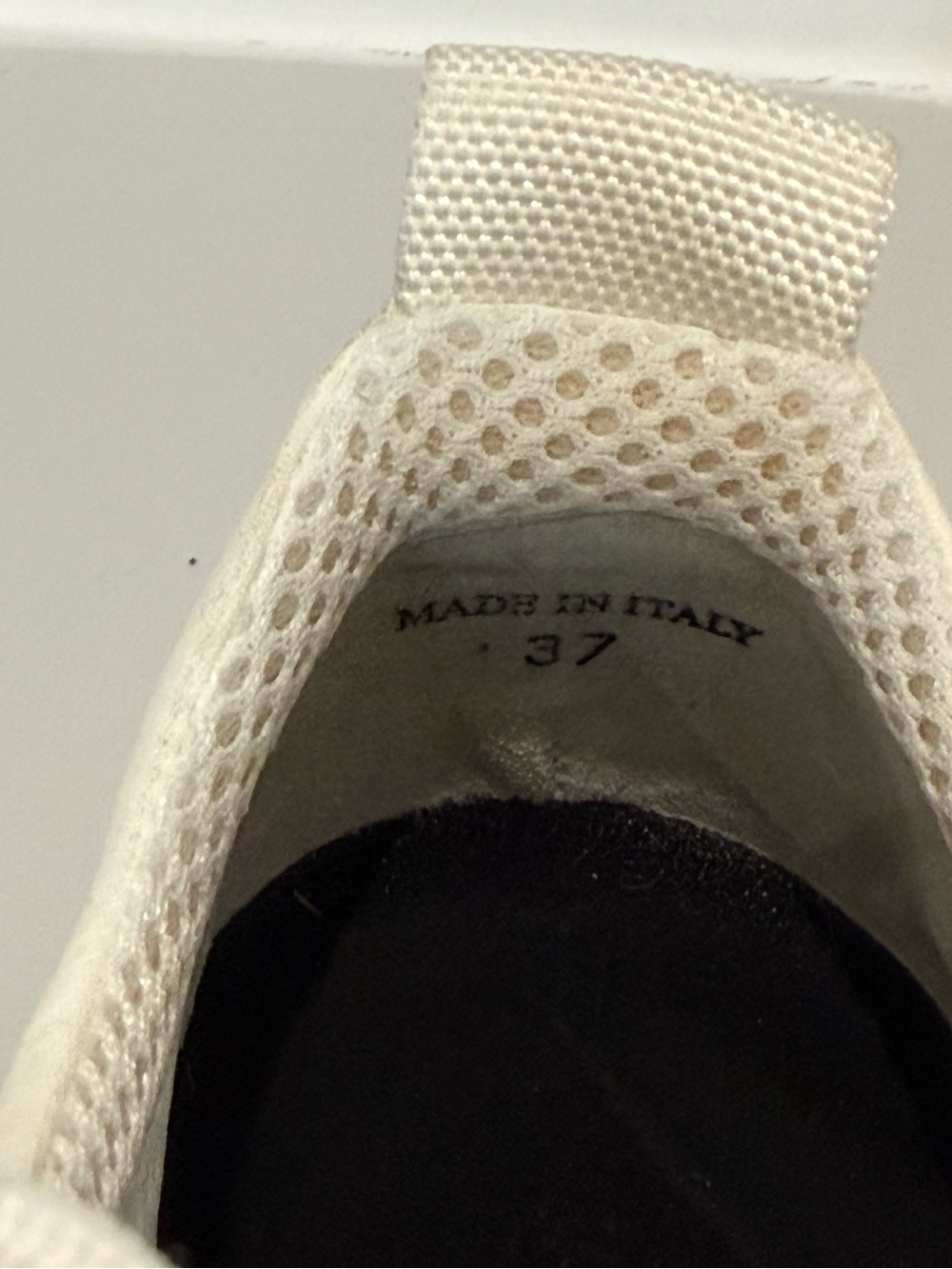 Golden Goose White Leather Sneaker with Pink Star and Silver Toe - Picture 9 of 12
